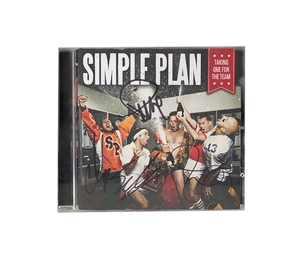 Simple plan Taking One For The Team cd (Autografiado)